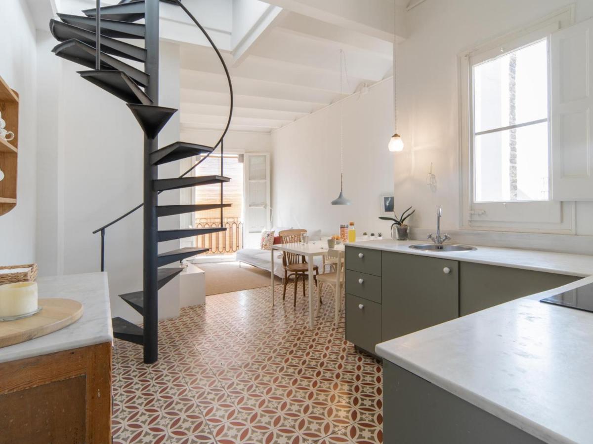 White Penthouse Apartament
